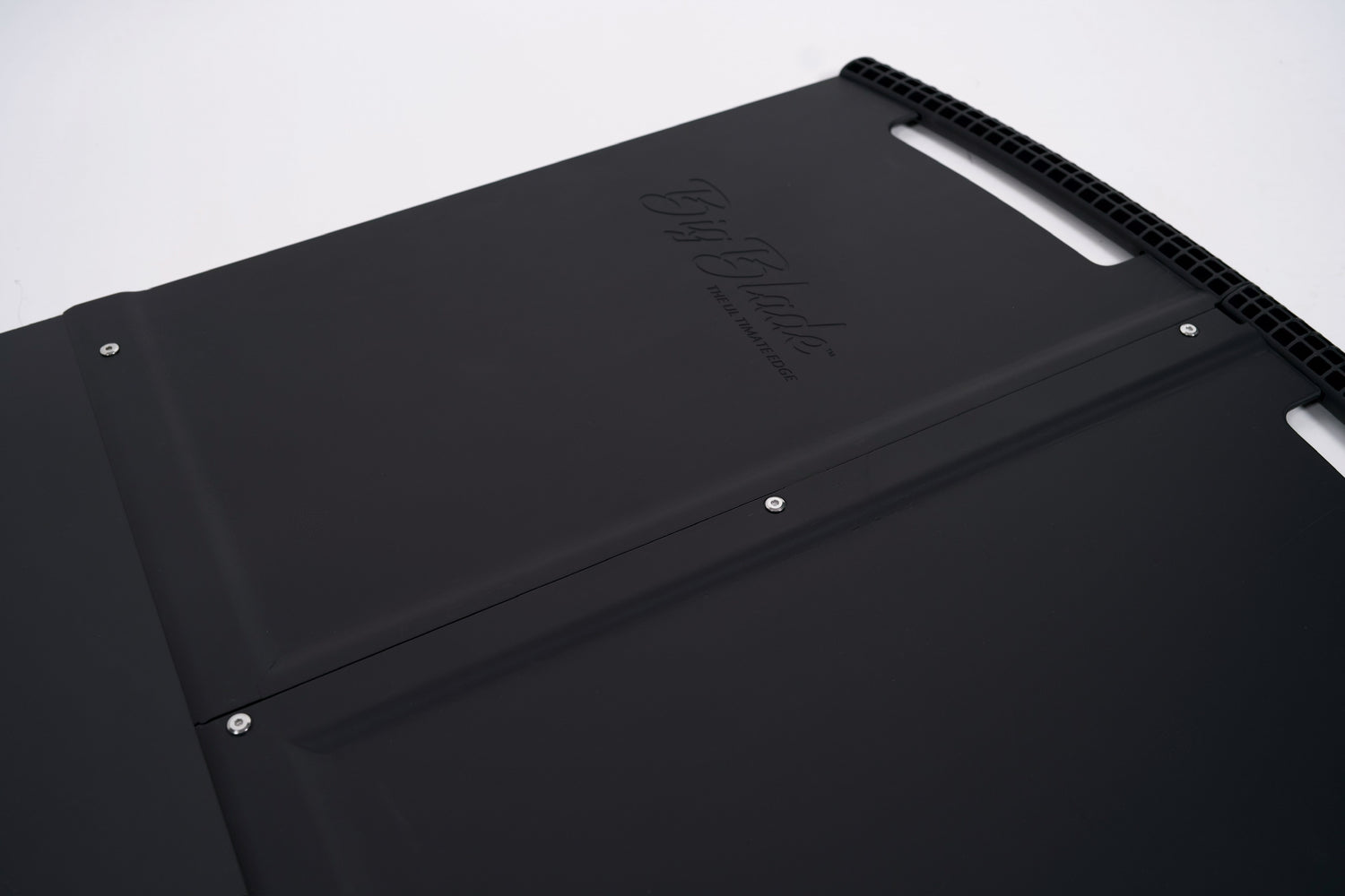 The Ultimate Edge By Big Blade 32" (Available for Preorder)